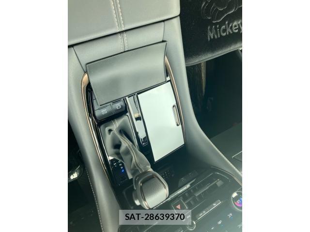 Toyota ALPHARD 2024-08 8364489-21