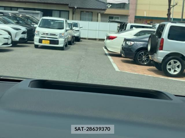 Toyota ALPHARD 2024-08 8364489-23