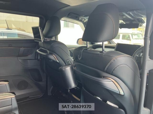 Toyota ALPHARD 2024-08 8364489-8