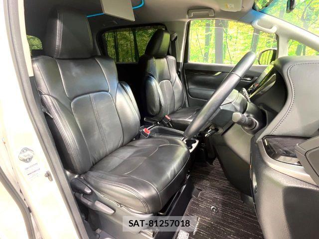 Toyota ALPHARD 2020-07 8364511-7