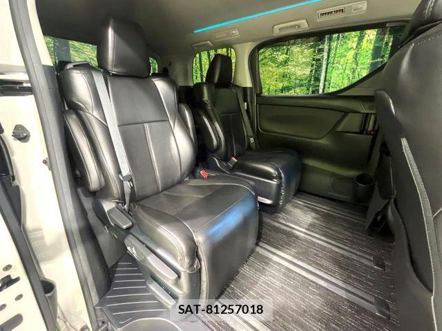 Toyota ALPHARD 2020-07 8364511-8