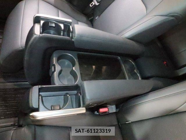 Toyota ALPHARD 2020-11 8364506-11