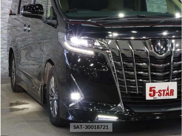 Toyota ALPHARD 2021-04 8364501-17