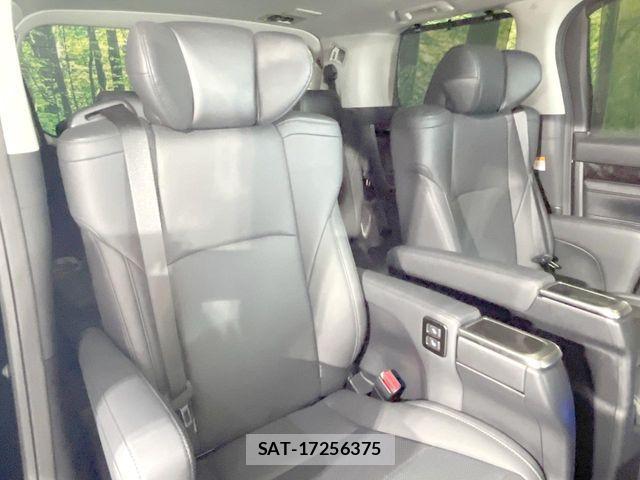 Toyota ALPHARD 2023-01 8364493-8