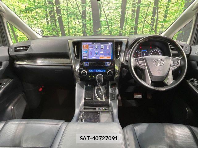 Toyota ALPHARD 2018-05 8364507-1