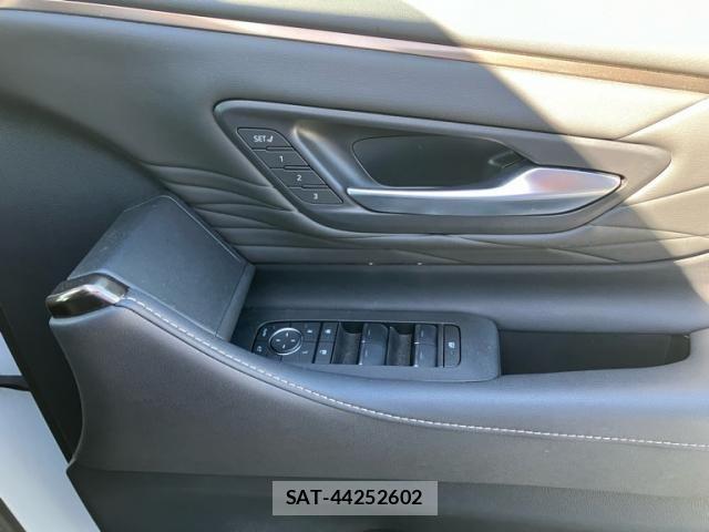 Toyota ALPHARD 2024-06 8364485-23