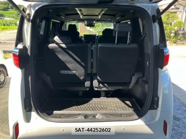 Toyota ALPHARD 2024-06 8364485-24