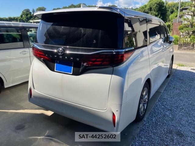 Toyota ALPHARD 2024-06 8364485-3