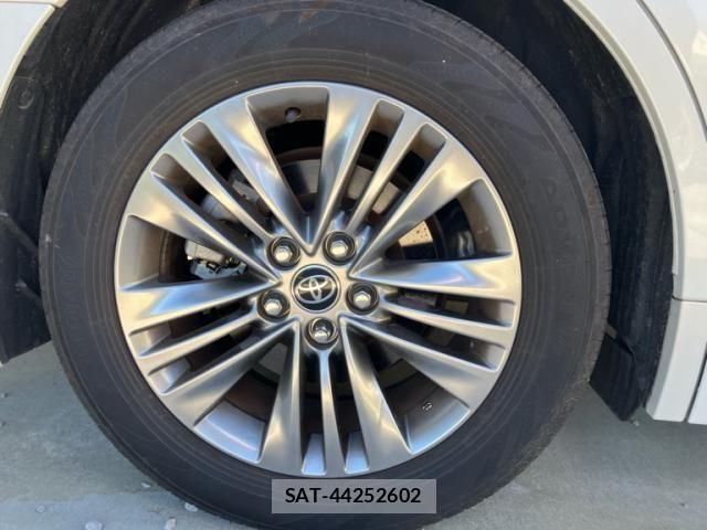 Toyota ALPHARD 2024-06 8364485-7