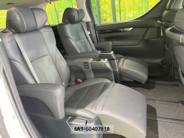 Toyota ALPHARD 2022-12 8364495-8