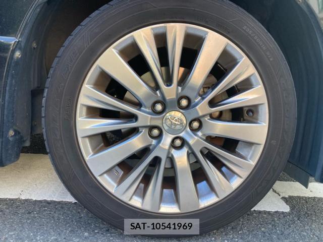 Toyota ALPHARD 2013-09 8364525-9