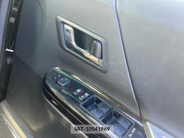Toyota ALPHARD 2013-09 8364525-15