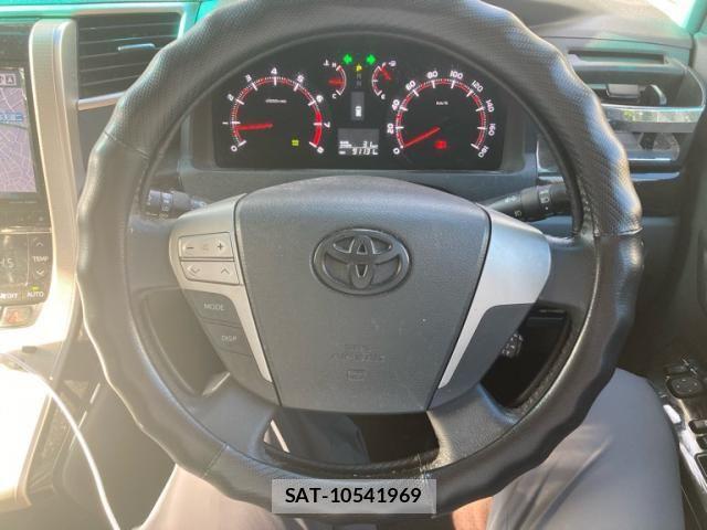 Toyota ALPHARD 2013-09 8364525-18