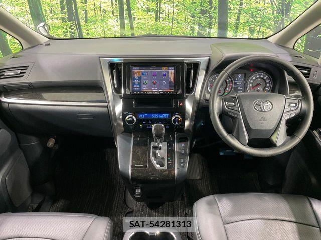 Toyota ALPHARD 2017-04 8364521-1