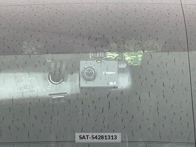Toyota ALPHARD 2017-04 8364521-6