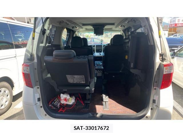 Toyota ALPHARD 2013-01 8371392-10