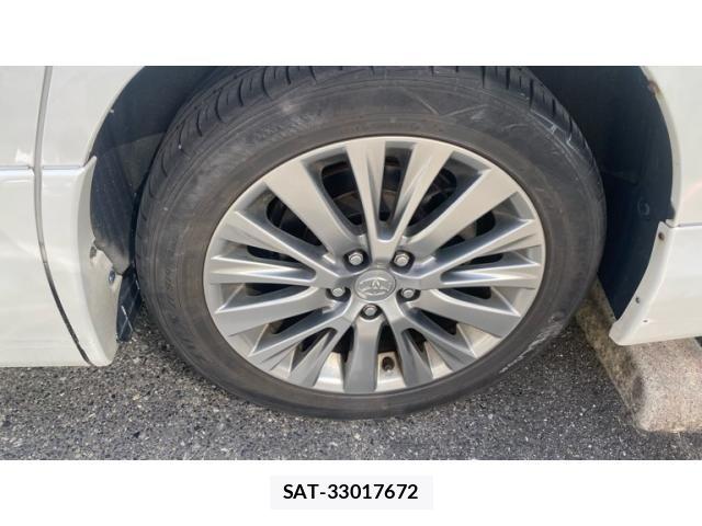 Toyota ALPHARD 2013-01 8371392-3