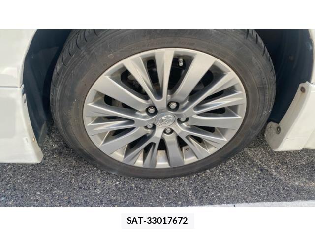 Toyota ALPHARD 2013-01 8371392-4