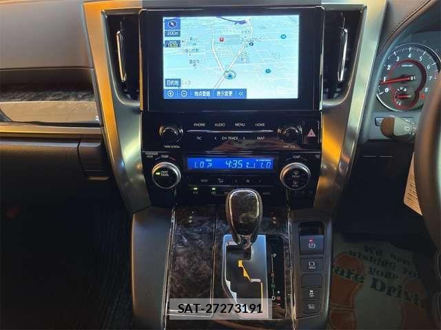 Toyota ALPHARD 2022-04 8371388-14