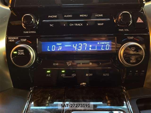 Toyota ALPHARD 2022-04 8371388-15