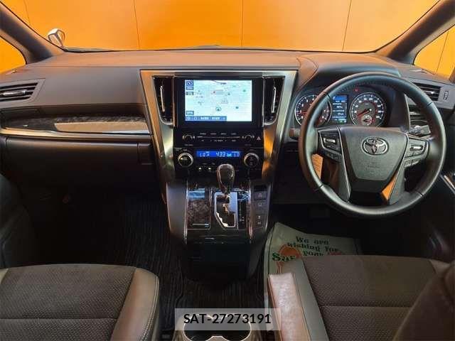 Toyota ALPHARD 2022-04 8371388-1