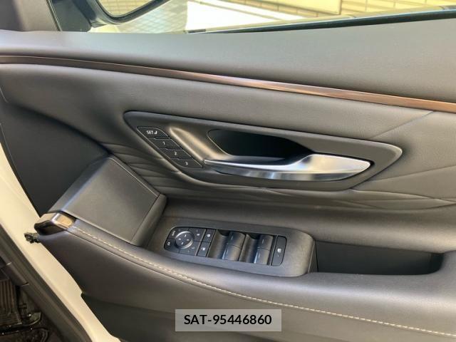 Toyota ALPHARD 2025-06 8371384-13