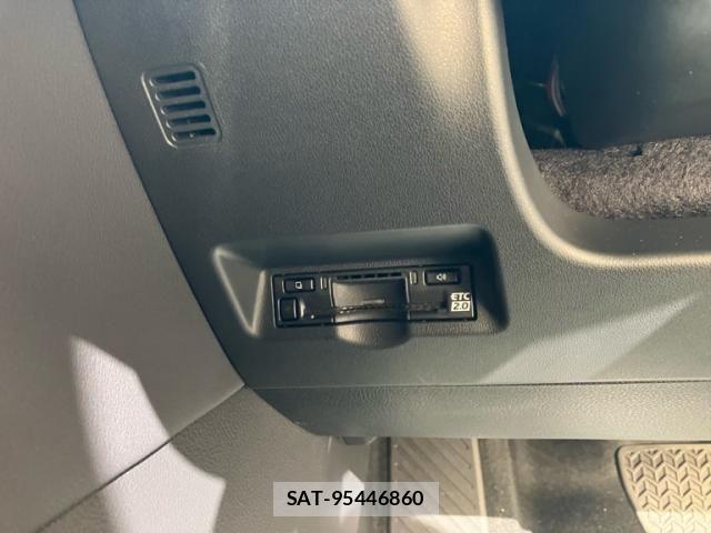 Toyota ALPHARD 2025-06 8371384-17