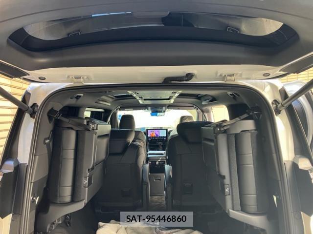 Toyota ALPHARD 2025-06 8371384-25
