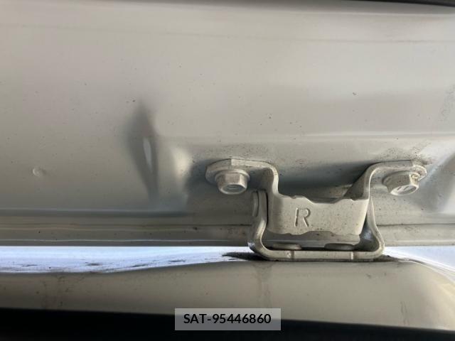 Toyota ALPHARD 2025-06 8371384-26