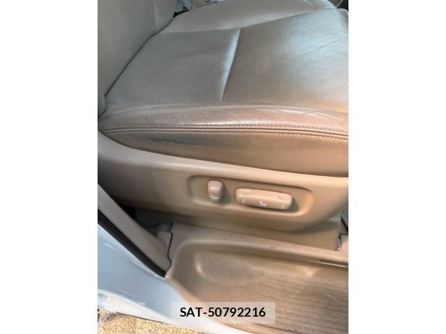 Toyota ALPHARD 2011-12 8371394-12
