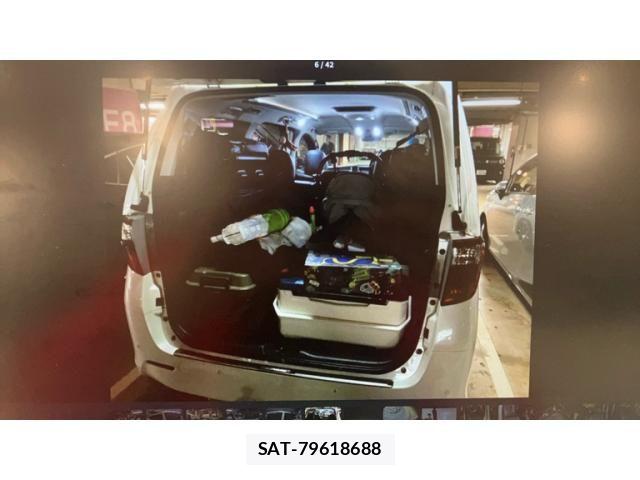 Toyota ALPHARD 2012-02 8371393-7