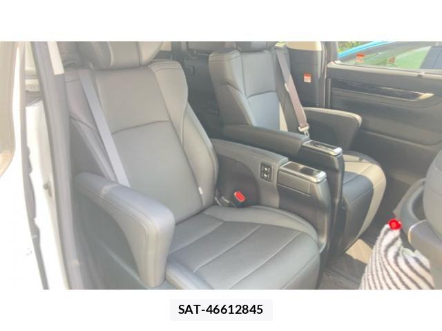Toyota ALPHARD 2023-04 8371386-10