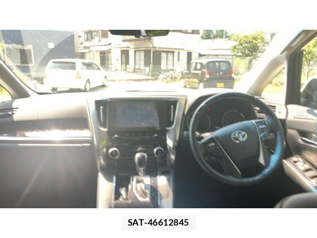 Toyota ALPHARD 2023-04 8371386-11