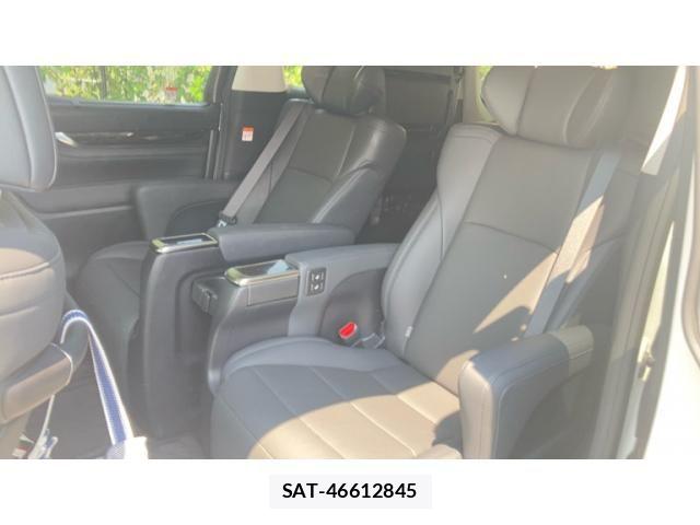Toyota ALPHARD 2023-04 8371386-14