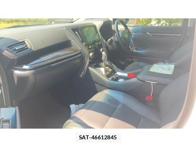 Toyota ALPHARD 2023-04 8371386-15