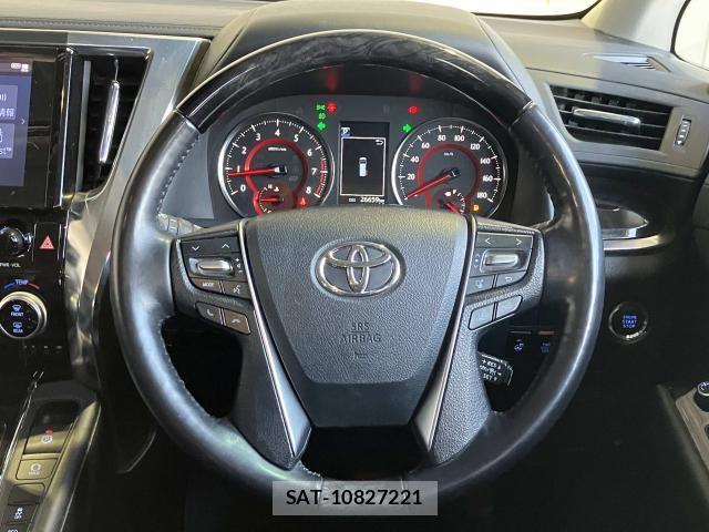 Toyota ALPHARD 2021-09 8371385-11