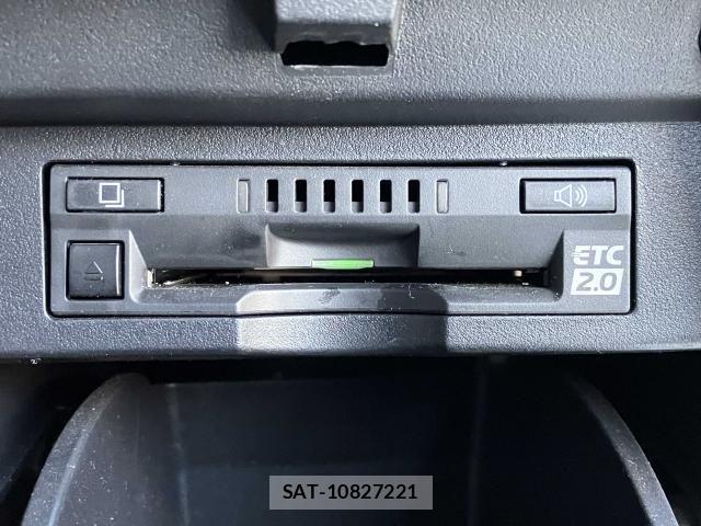 Toyota ALPHARD 2021-09 8371385-13