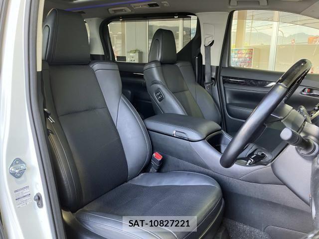 Toyota ALPHARD 2021-09 8371385-16