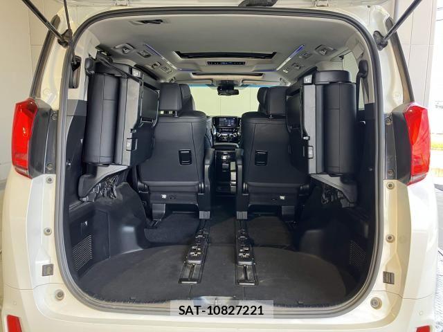 Toyota ALPHARD 2021-09 8371385-21