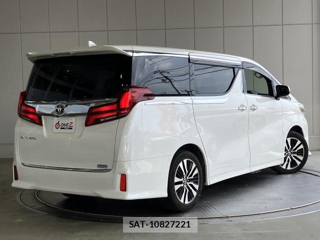 Toyota ALPHARD 2021-09 8371385-27