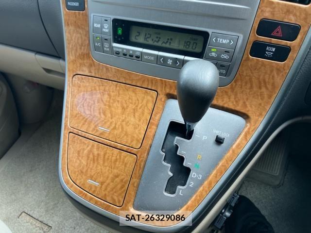 Toyota ALPHARD 2008-01 8371396-26