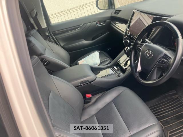 Toyota ALPHARD 2021-07 8371387-12