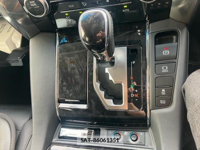 Toyota ALPHARD 2021-07 8371387-25