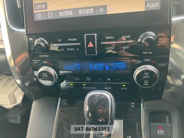 Toyota ALPHARD 2021-07 8371387-26
