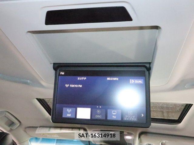 Toyota ALPHARD 2021-06 8411073-12