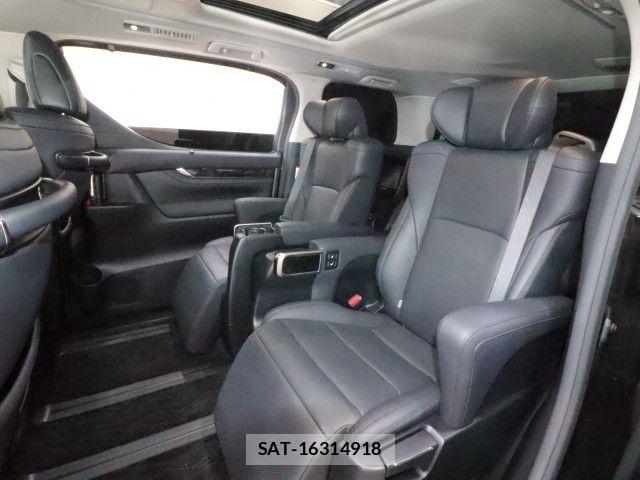 Toyota ALPHARD 2021-06 8411073-14