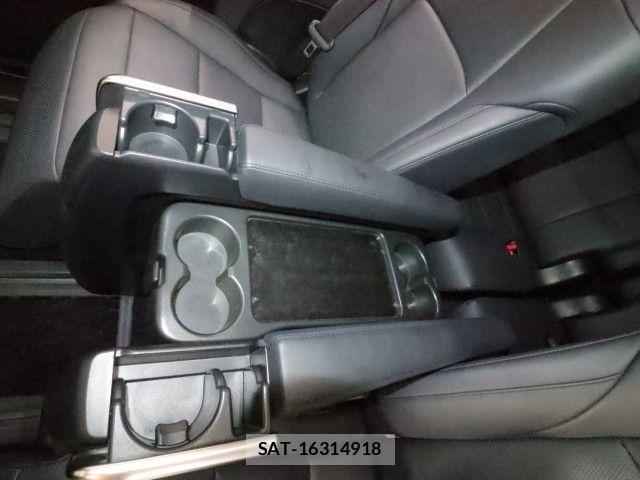 Toyota ALPHARD 2021-06 8411073-16