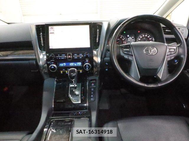 Toyota ALPHARD 2021-06 8411073-2