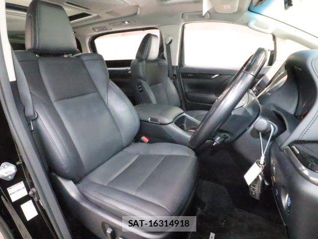 Toyota ALPHARD 2021-06 8411073-3