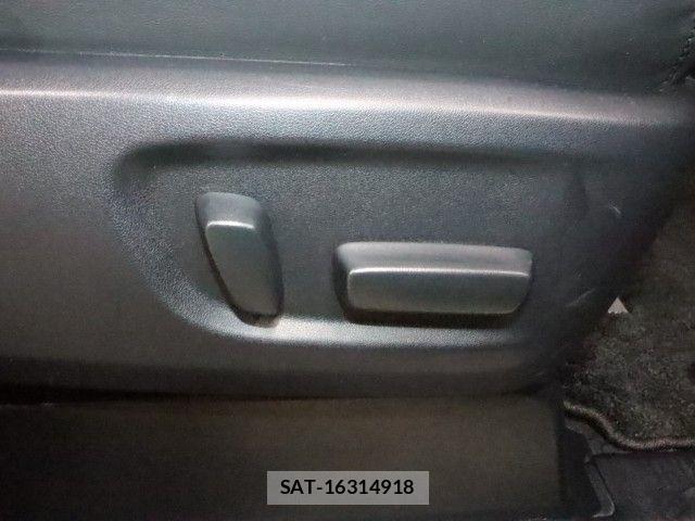 Toyota ALPHARD 2021-06 8411073-6